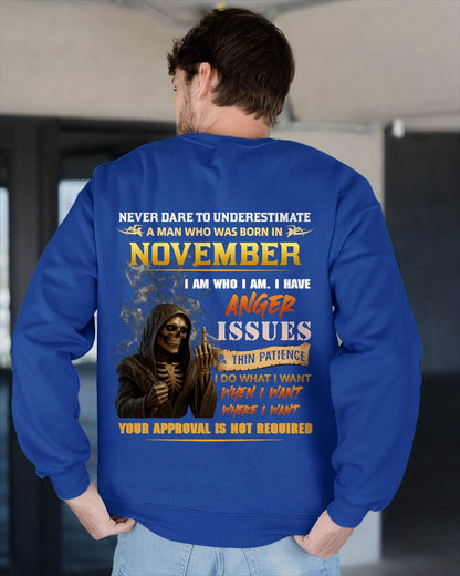 NOVEMBER - NEVER UNDERESTIMATE A MAN WHO KNOWS WHO HE IS - FOR MAN - TLEE11 (SKU26T-01156-11)
